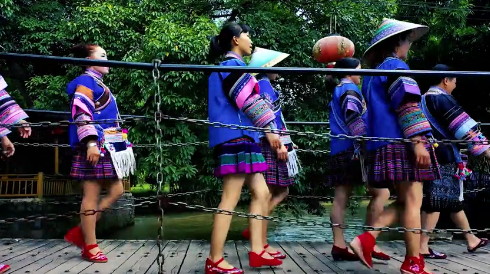 【ဝူလွန်မြို့နယ် ပွဲတော်】သာယာလှပသော ဂျွမ်းလူမျိုးဇာတိ