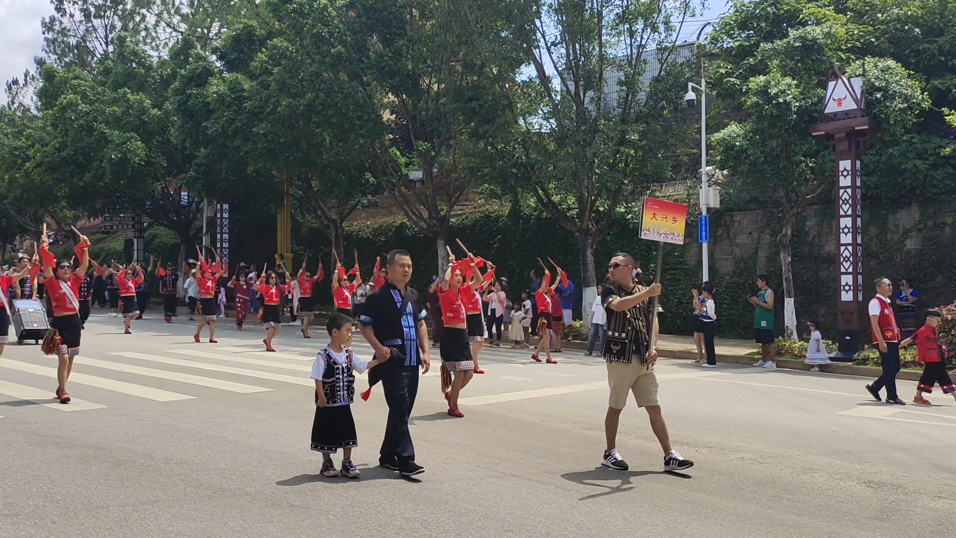 ၂၀၂၃ ခုနှစ်ကိန်မာခရိုင်​၏ စပါးပျိုးပင်ပွဲကျင်းပနေ ၀လူမျိုးအဖွဲ့ ကပြနေ။