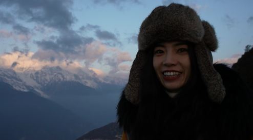 အံ့ဖွယ်နှင်းတောင်ထွတ်ရွှေရောင်ဖြာကို ရှာဖွေတဲ့ခရီး